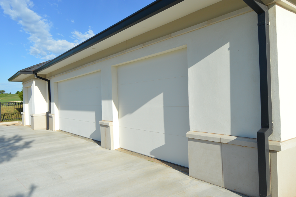 Renaissance Cast Stone Water table